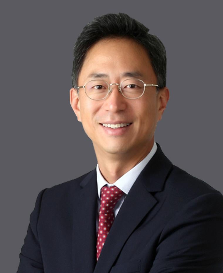 Jinseuk Lee, Managing Director, Private Funds Jinseuk Lee, Managing Director, Private Funds
