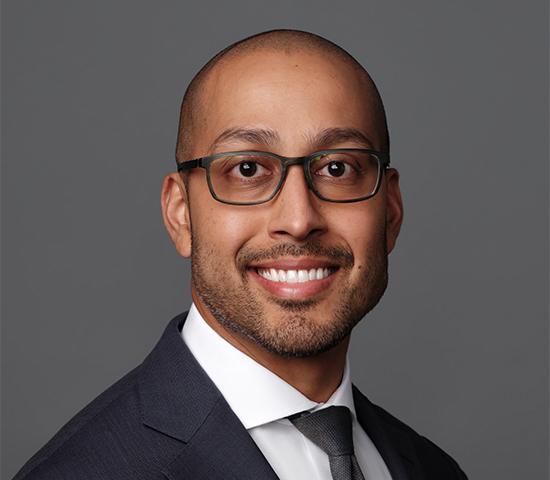 https://www.brookfield.com/sites/default/files/styles/de2e/public/images/2023-12/Anish-Jain-Leadership-550x480.jpg?itok=3JV9Mlyi