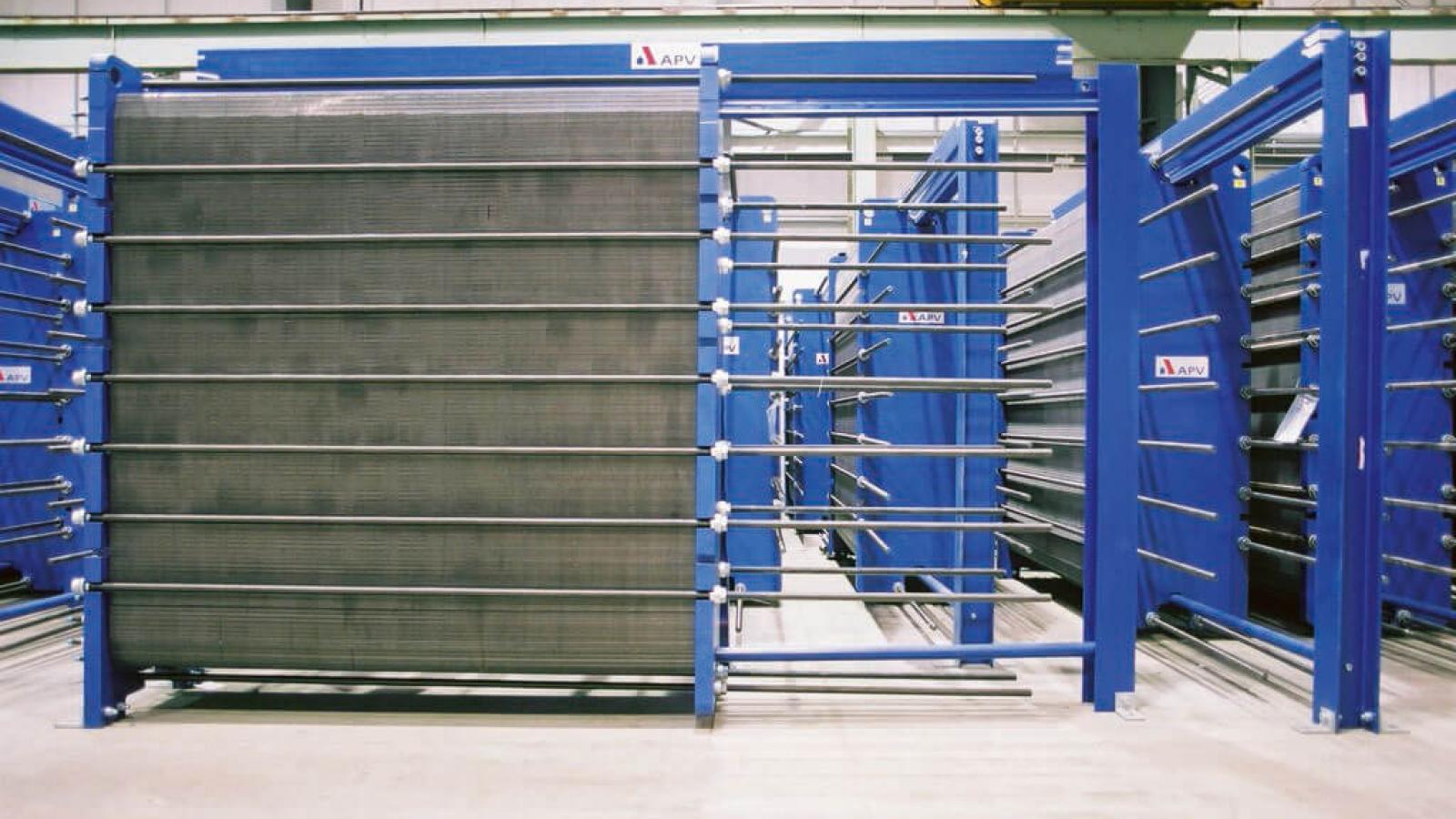 District Energy extensive water cooling system piping in Toronto office building