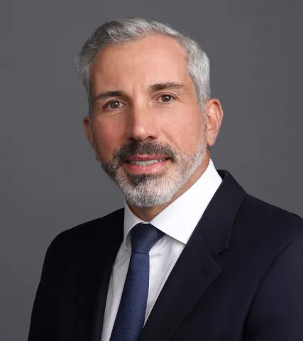 Shai-Zelering_Leadership_1920x2160.jpg
