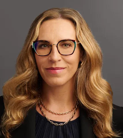 Courtney Mee, Managing Director